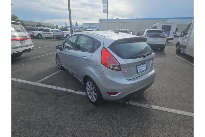 $7500 : Ford Fiesta 2016 SE 4dr Hatc image 6