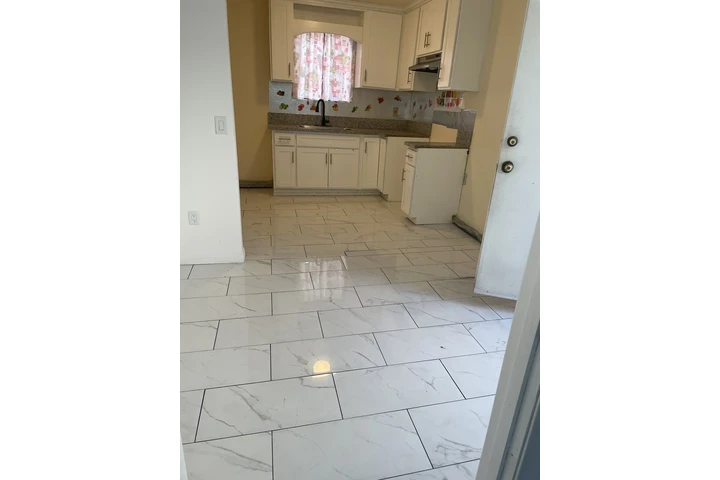$1800 : Apartamento para renta en image 4