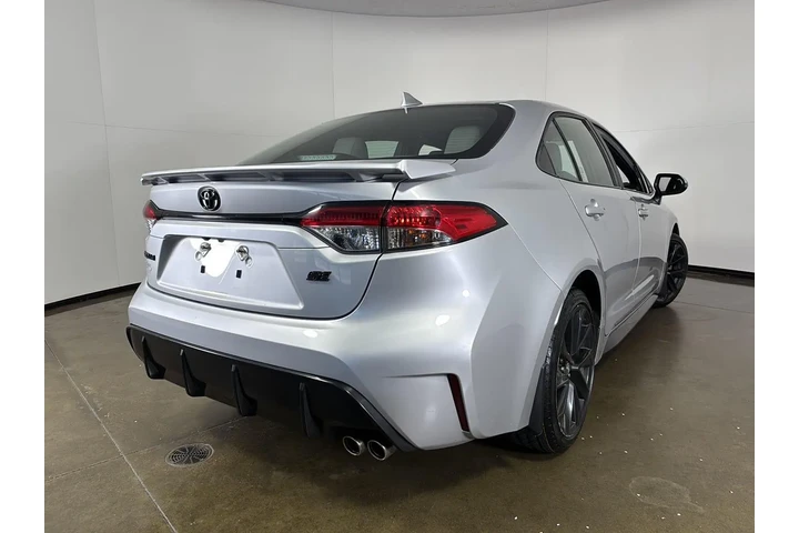 $23997 : Gold Certified 2023 Corolla SE image 9