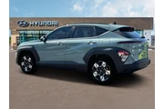 $19995 : Hyundai KONA 2024 SEL 4dr Cr thumbnail