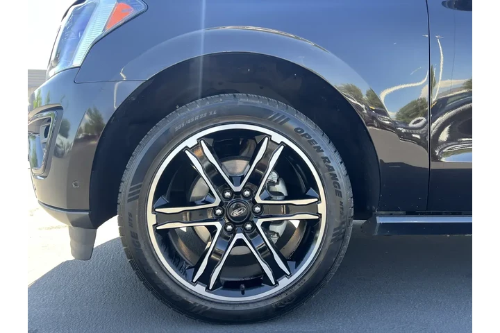 $32961 : Ford Expedition 2021 4x4 Lim image 10