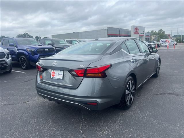 $19018 : PRE-OWNED 2022 NISSAN ALTIMA image 7