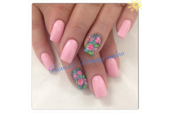 Uñas acrílicas image 8