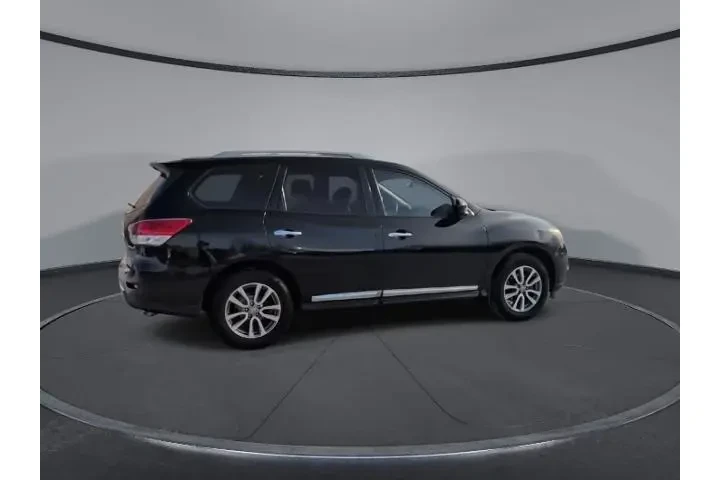 $13885 : Nissan Pathfinder 2016 4x4 S image 9