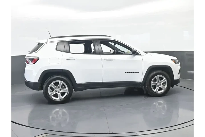 $19000 : Jeep Compass 2023 4x4 Latitu image 7