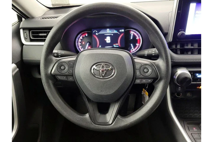 $25998 : Toyota RAV4 2024 AWD LE 4dr image 10
