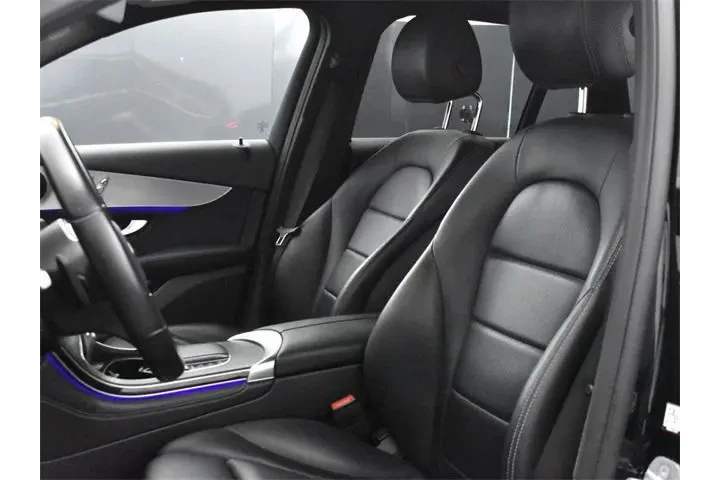 $25972 : Mercedes-Benz GLC 2021 GLC 3 image 6