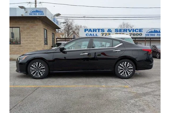 $17998 : Nissan Altima 2024 2.5 SV 4d image 7