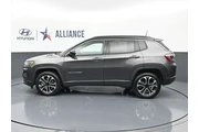 $26132 : Jeep Compass 2024 4x4 Limite thumbnail