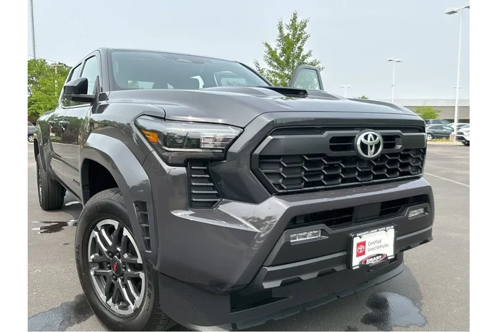 $42997 : Gold Certified2024 Tacoma TRD image 6