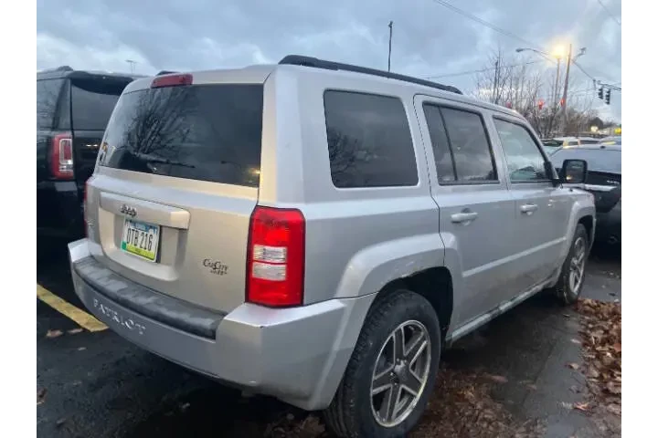 $5500 : 2010 Patriot Sport image 5