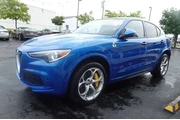 2020 Alfa Romeo Stelvio thumbnail