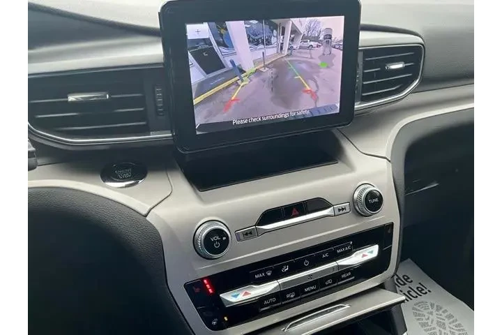 $35681 : Ford Explorer 2023 AWD XLT 4 image 9