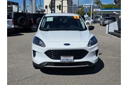 $20725 : Ford Escape 2022 SE 4dr SUV thumbnail