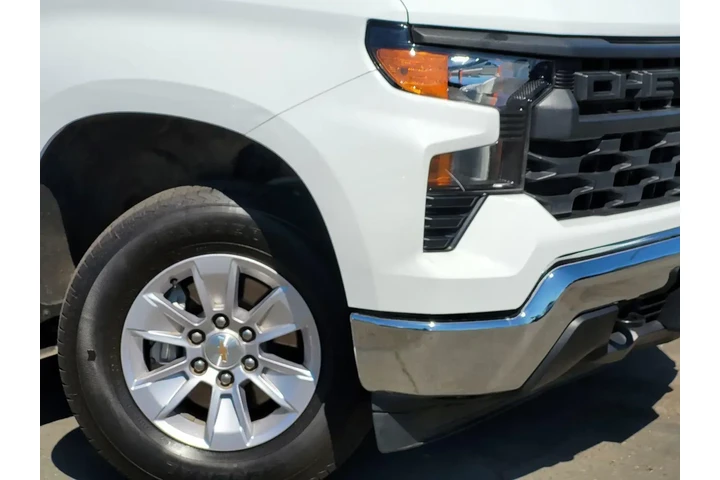 $33999 : Chevrolet Silverado 1500 202 image 5