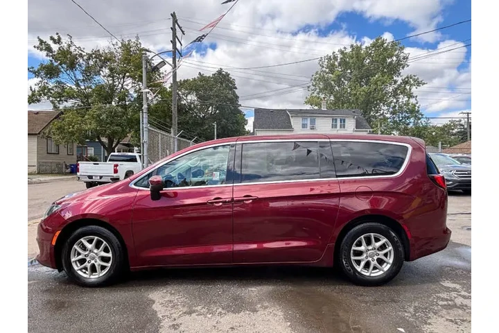 $17995 : 2021 Voyager LX image 5