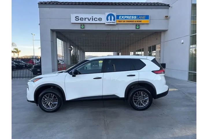 $19049 : Nissan Rogue 2024 AWD S 4dr image 5
