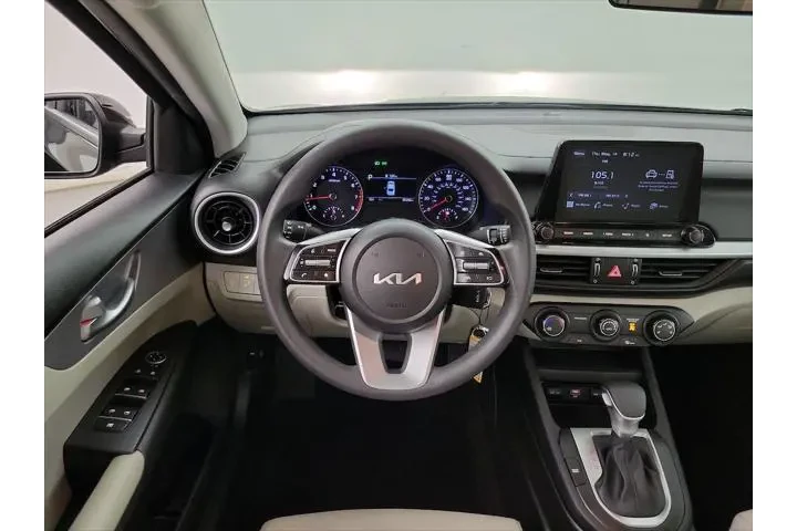 $18998 : Kia Forte 2023 LXS 4dr Sedan image 10