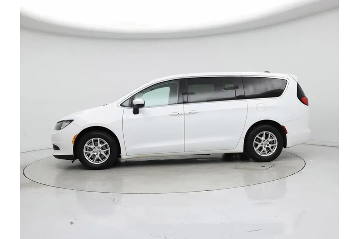 $21998 : Chrysler Voyager 2022 LX 4dr image 3