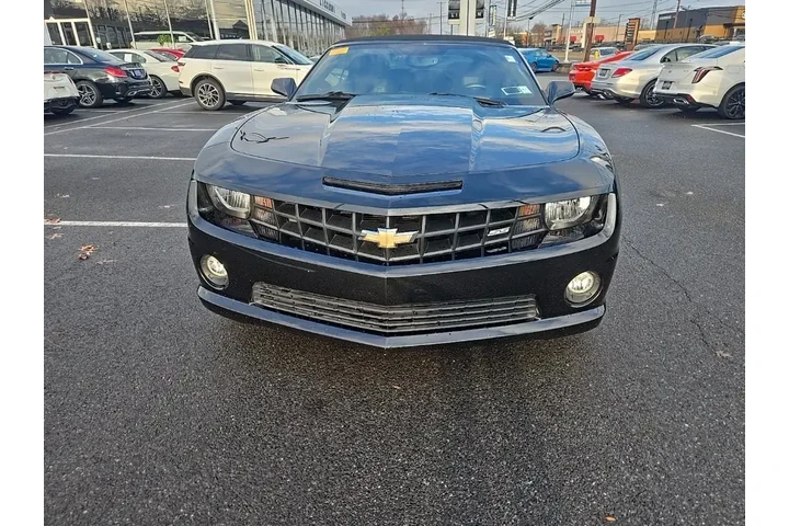 $18990 : Chevrolet Camaro 2011 SS 2dr image 2