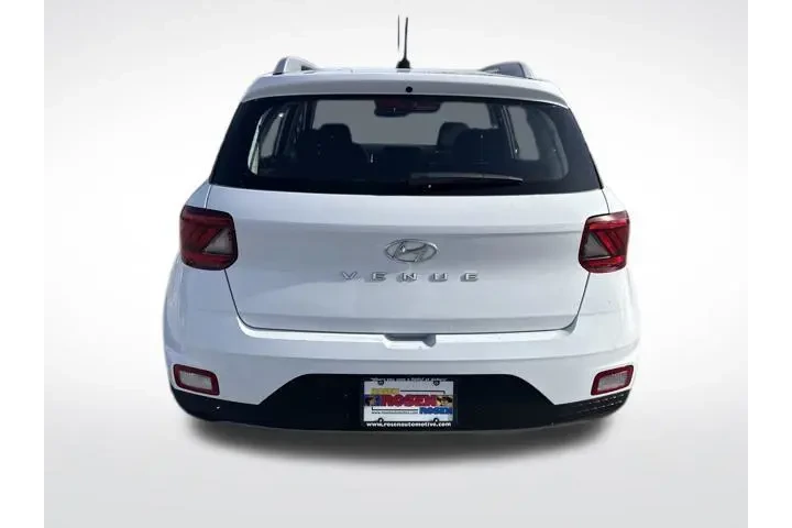 $18481 : Hyundai VENUE 2023 SEL 4dr C image 4