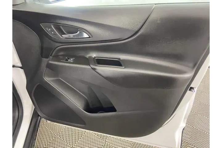 $21749 : Chevrolet Equinox 2024 LT 4d image 9