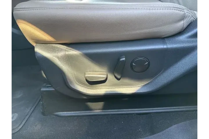 $38245 : Ford Expedition MAX 2024 4x4 image 8