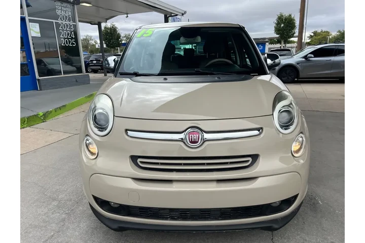 2015 500L Lounge image 2