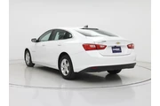 $19998 : Chevrolet Malibu 2024 LS 4dr thumbnail