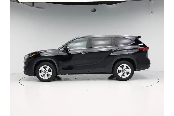 $27998 : Toyota Highlander 2021 L 4dr image 3