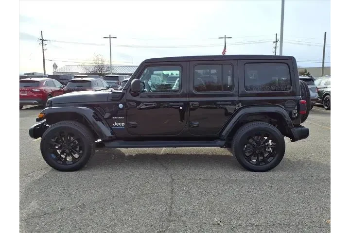 $31950 : Jeep Wrangler 2023 4x4 High image 4