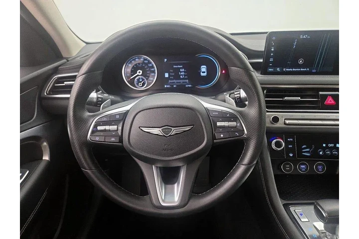 $33998 : Genesis G70 2025 2.5T Standa image 10