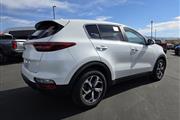 $16901 : Pre-Owned 2021 SPORTAGE LX thumbnail