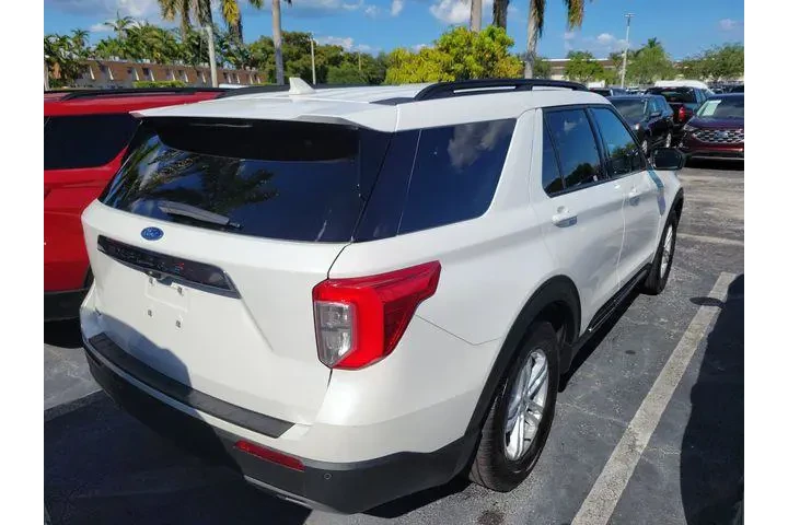 $26990 : Ford Explorer 2023 XLT 4dr S image 3