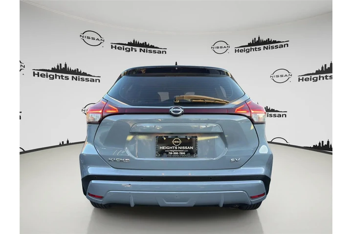 $18990 : Nissan Kicks 2023 SV 4dr Cro image 4