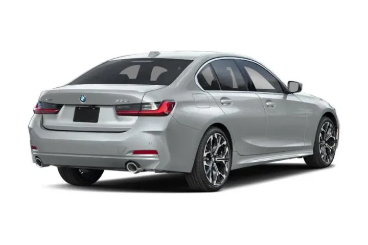 $37997 : BMW 3 Series 2025 330i 4dr S image 2