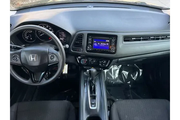 $10599 : Honda HR-V 2017 AWD LX 4dr C image 4