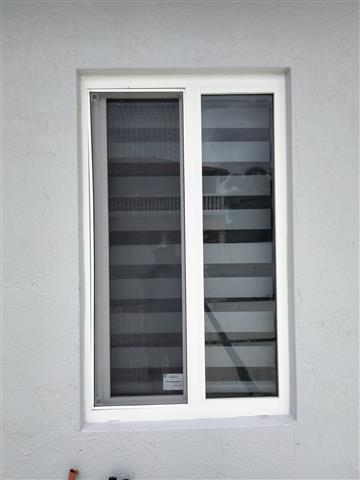 VENTANAS, PUERTAS, SHUTTERS image 4