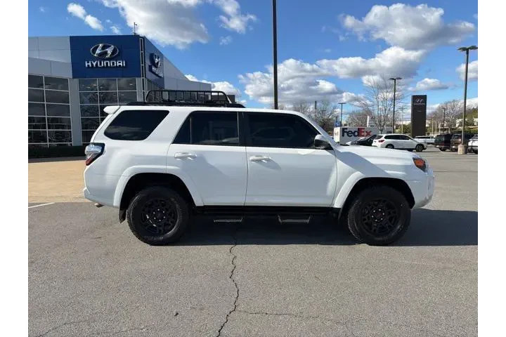 $38219 : Toyota 4Runner 2021 4x4 Trai image 9