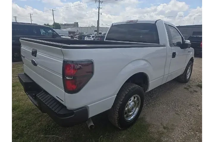 $15855 : Ford F-150 2014 4x2 STX 2dr image 5