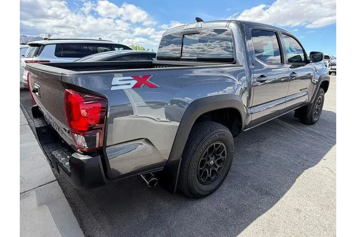 $33988 : Toyota Tacoma 2023 4x2 TRD O image 4