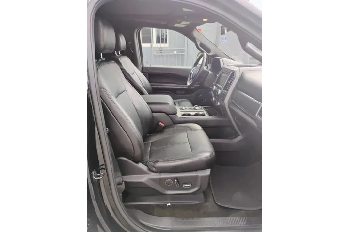 $14350 : 2018 Expedition XLT image 10