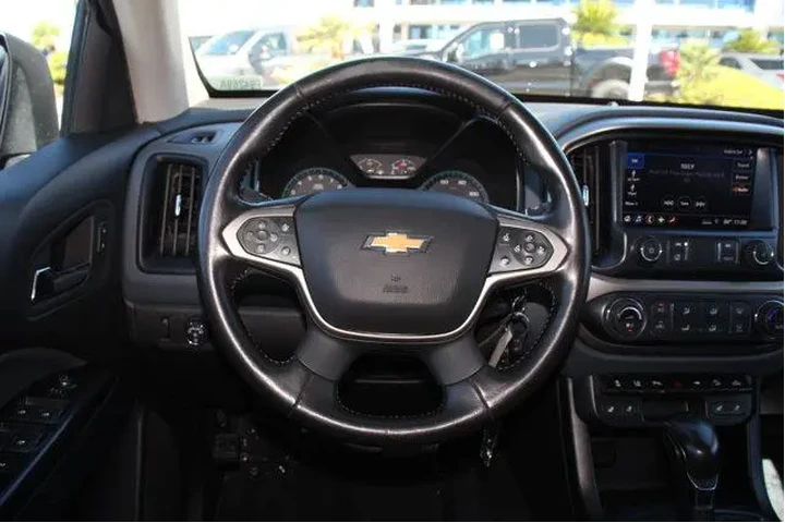$24395 : Chevrolet Colorado 2022 4x2 image 4