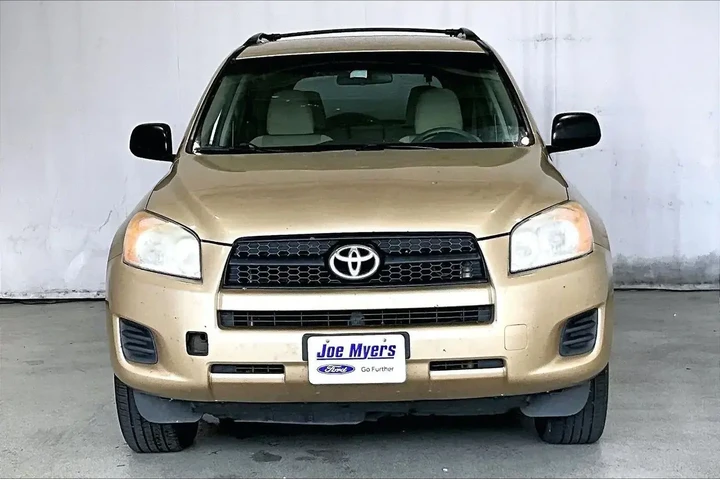 $7991 : Toyota RAV4 2012 Base 4dr SU image 3
