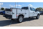 $21495 : Ford F-350 Super Duty 2022 4 thumbnail