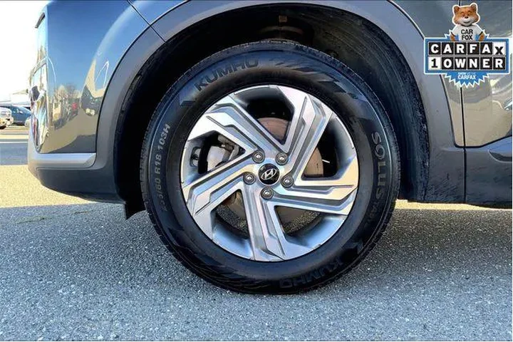 $23995 : Hyundai SANTA FE 2023 SEL 4d image 9