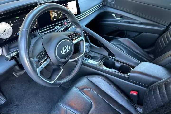 $19740 : Hyundai ELANTRA 2024 Limited image 4
