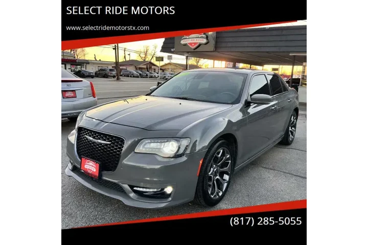 $18995 : 2018 300 S image 2