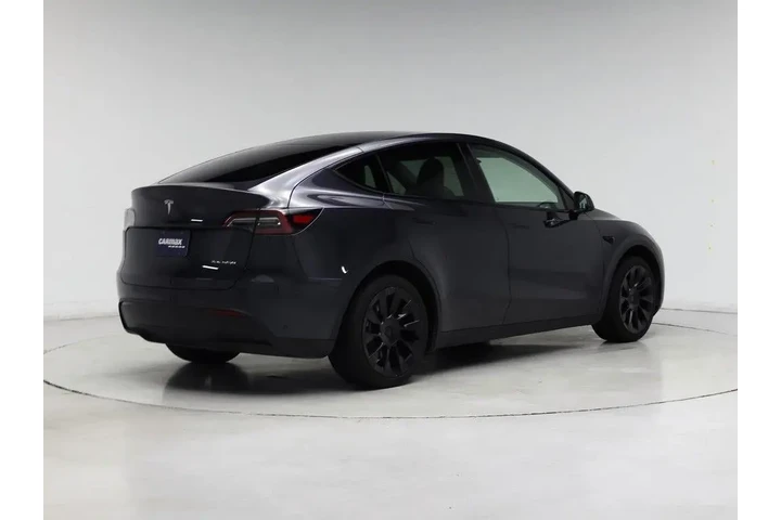 $39998 : Tesla Model Y 2024 AWD Long image 8