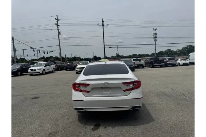 $17850 : 2018 Accord EX image 6